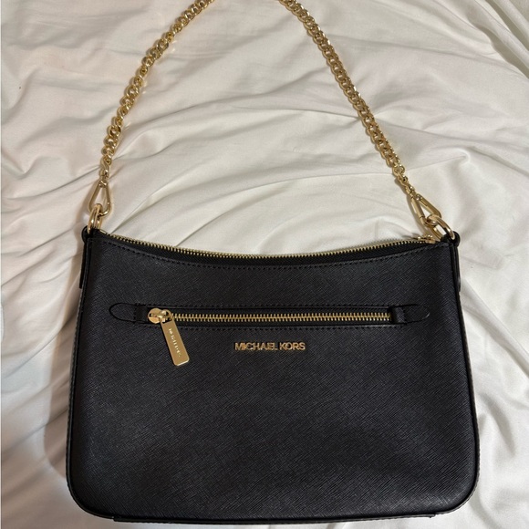 Michael Kors Black Shoulder Bag with Gold Chain - Picture 1 of 6